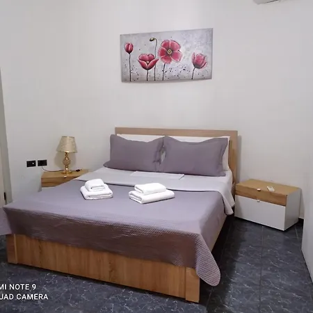 Orange Hotell *